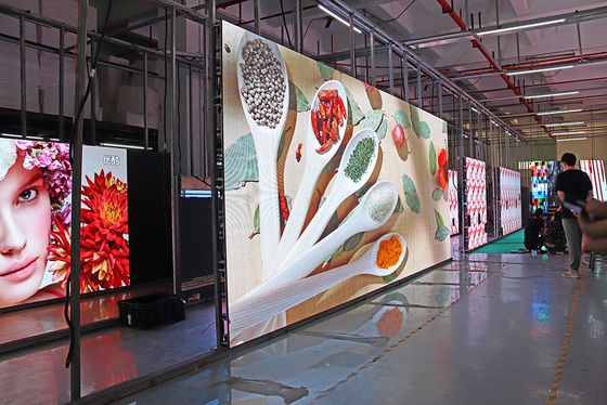 China Advertising P3.91 P3 P4 P4.81 LED Display Screens For Rental supplier